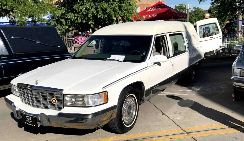 1994 Cadillac Sayers & Scoville hearse