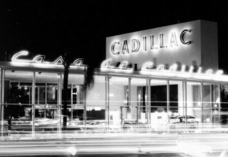 Casa de Cadillac in California in the 1950's